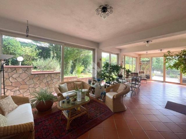 Villa Indipendente in vendita a Cappelli, Mendicino