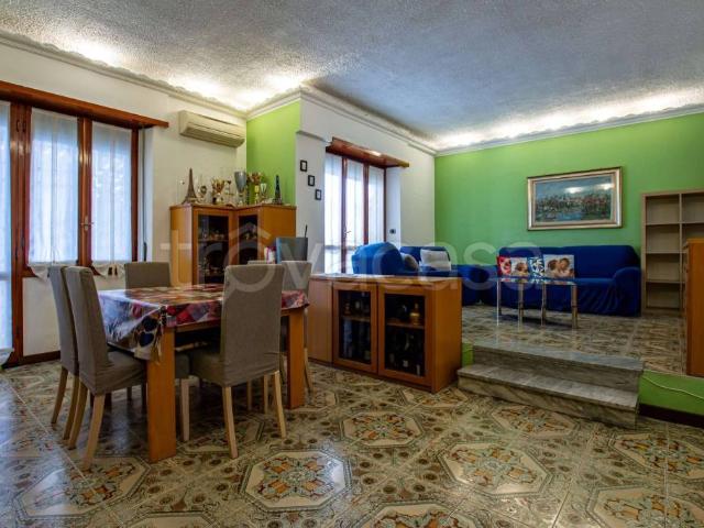 Villa Indipendente in vendita a Municipio 8 di Milano, Milano