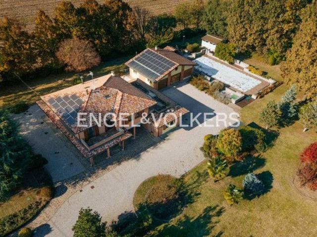 Villa Indipendente in vendita a Albareto, Modena