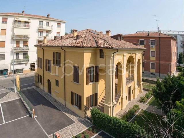 Villa Indipendente in vendita a San Faustino-Madonnina-Quattroville, Modena
