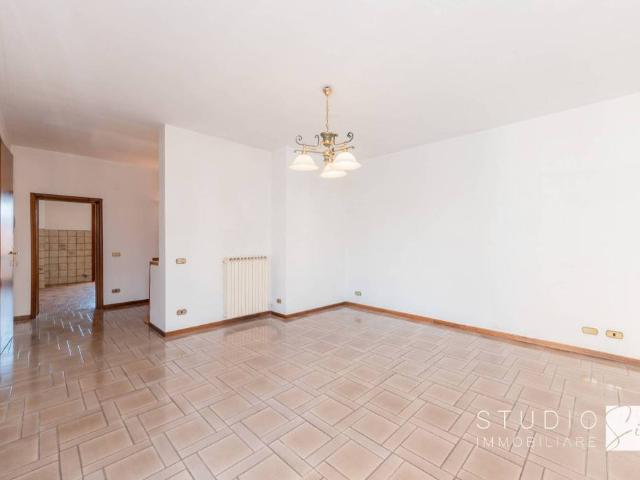Villa Indipendente in vendita a Montale Alto, Montale