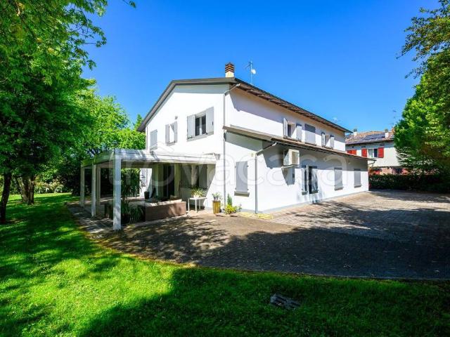 Villa Indipendente in vendita a Unione dei comuni Valli del Reno, Lavino e Samoggia, Monte San Pietro