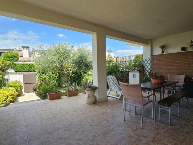 Villa Indipendente in vendita a Guidonia Montecelio, Roma Capitale