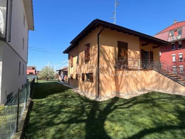 Villa Indipendente in vendita a Montechiarugolo, Reggio Emilia