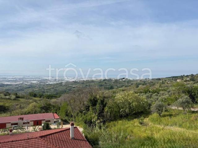 Villa Indipendente in vendita a Montecorvino Pugliano, Campania