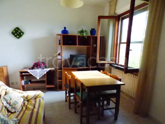 Villa Indipendente in vendita a Marcianella, Marche