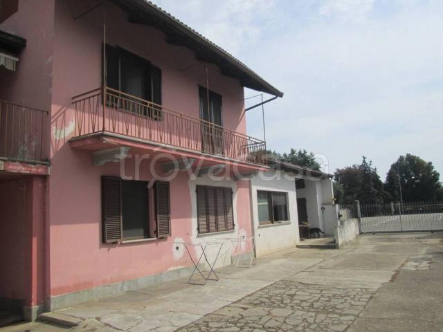 Villa Indipendente in vendita a Moretta, Cuneo