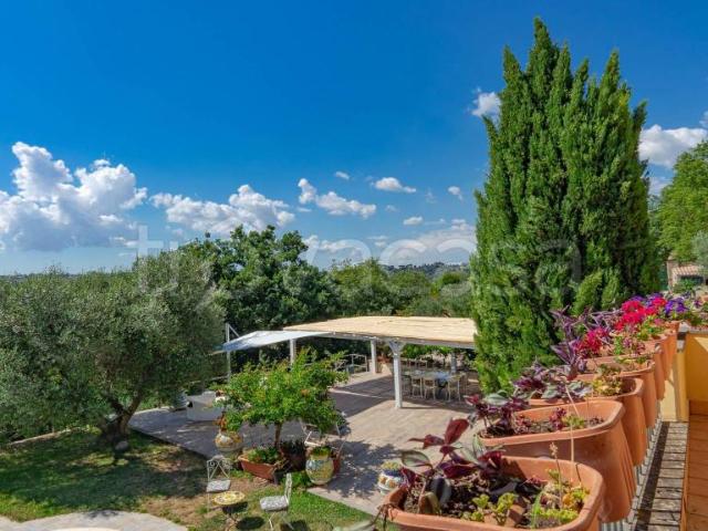 Villa Indipendente in vendita a Roma Capitale, Lazio