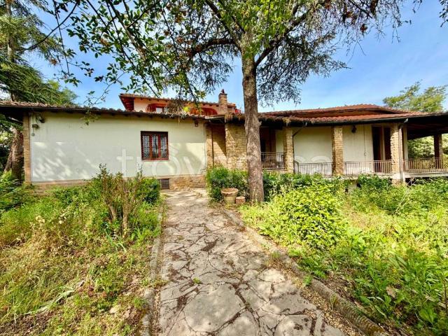 Villa Indipendente in vendita a Broncigliano, Scandicci