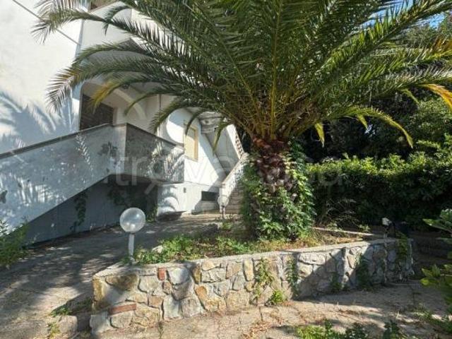 Villa Indipendente in vendita a Rosignano Marittimo, Toscana