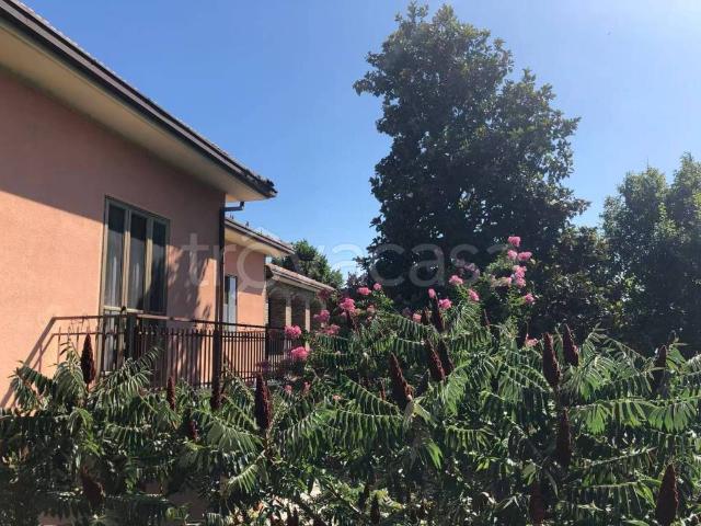 Villa Indipendente in vendita a Piemonte, Asti