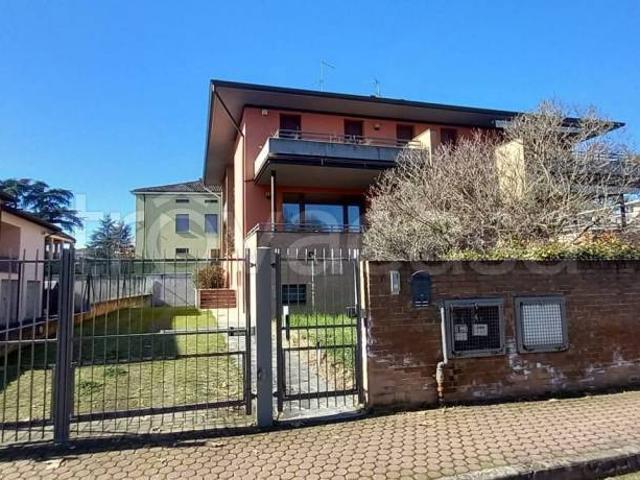 Villa Indipendente in vendita a Noceto, Parma