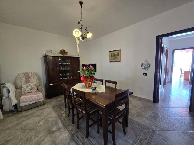 Villa Indipendente in vendita a Notaresco, Abruzzo