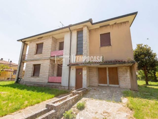 Villa Indipendente in vendita a Nuvolera, Lombardia