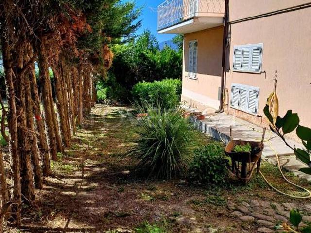 Villa Indipendente in vendita a Marche, Fermo