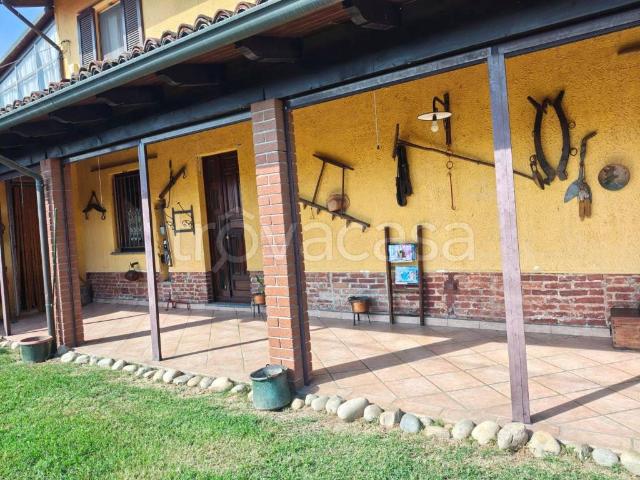 Villa Indipendente in vendita a Ottobiano, Pavia