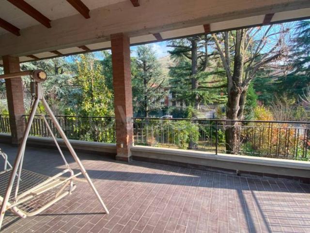 Villa Indipendente in vendita a Mercatale, Ozzano dell'Emilia