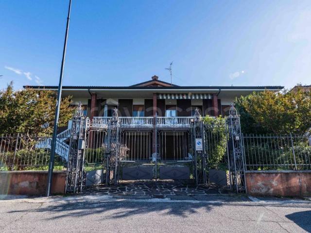 Villa Indipendente in vendita a Mura, Palazzolo Sull'oglio