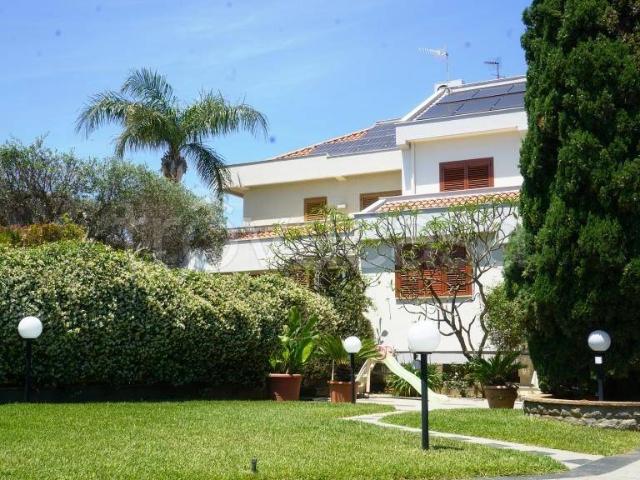 Villa Indipendente in vendita a VII Circoscrizione, Palermo