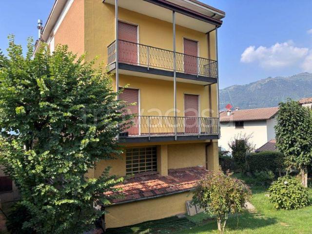 Villa Indipendente in vendita a Peia, Bergamo