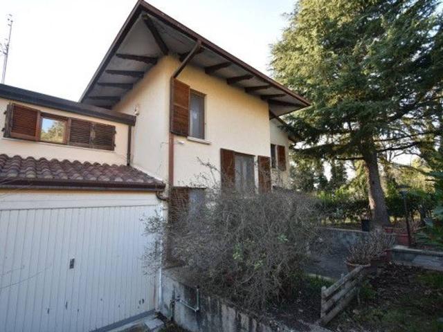 Villa Indipendente in vendita a Sant'Erminio, Cenerente