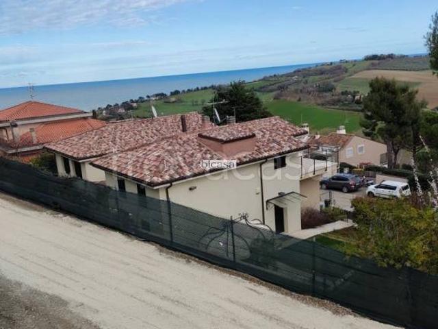 Villa Indipendente in vendita a Marche, Pesaro E Urbino
