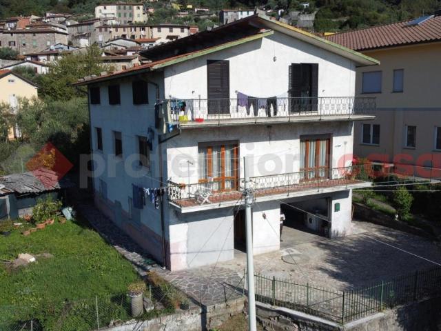 Villa Indipendente in vendita a Unione dei comuni Media Valle del Serchio, Pescaglia