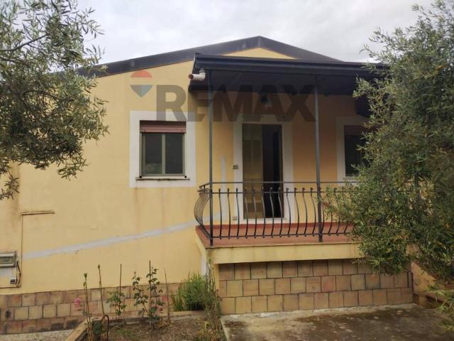 Villa Indipendente in vendita a Piazza, Sicilia