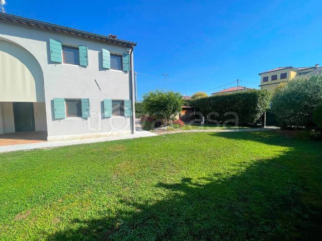 Villa Indipendente in vendita a Piazzola Sul Brenta, Veneto