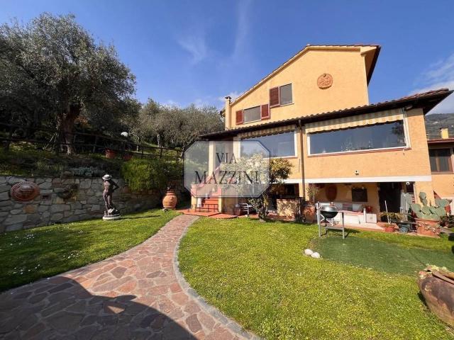 Villa Indipendente in vendita a Tonfano, Toscana