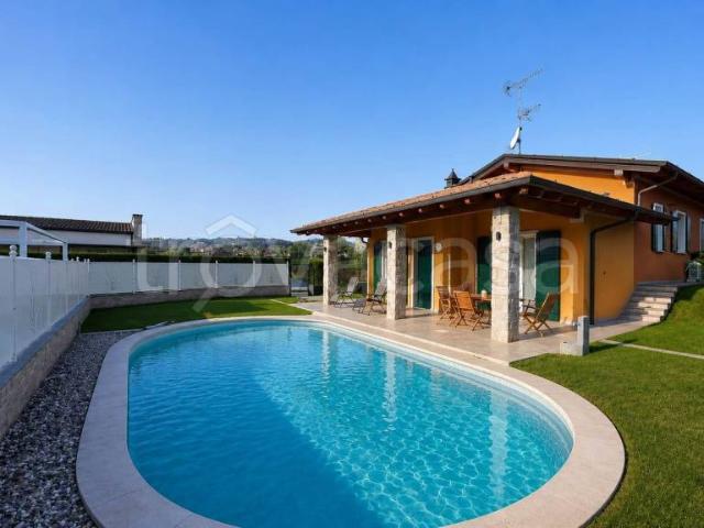 Villa Indipendente in vendita a Pieve Vecchia, Manerba Del Garda