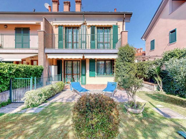 Villa Indipendente in vendita a Molino Ortolina, Pioltello