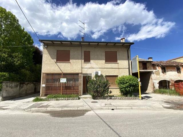 Villa Indipendente in vendita a Piombino Dese, Veneto