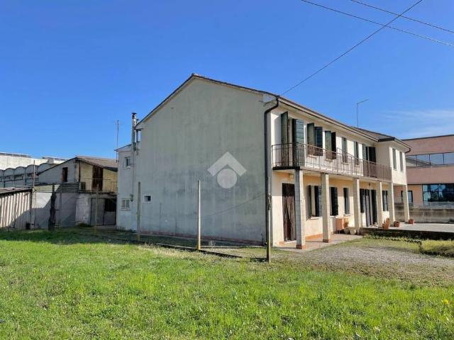 Villa Indipendente in vendita a Piombino Dese, Veneto