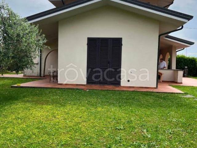Villa Indipendente in vendita a Porcari, Toscana