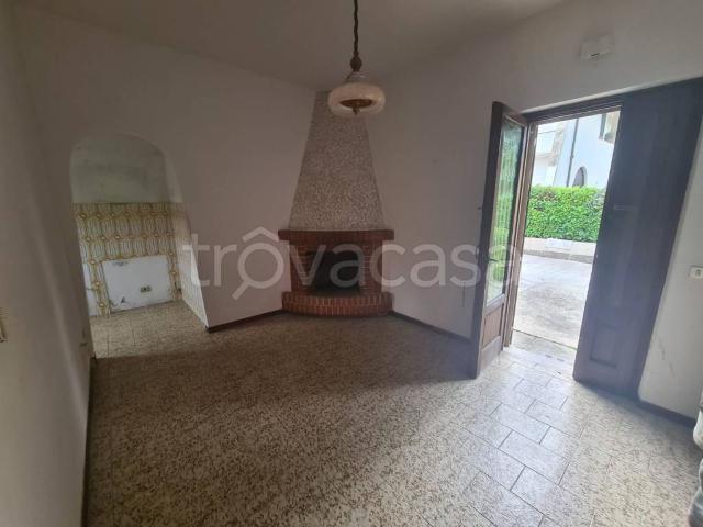 Villa Indipendente in vendita a Porcari, Lucca