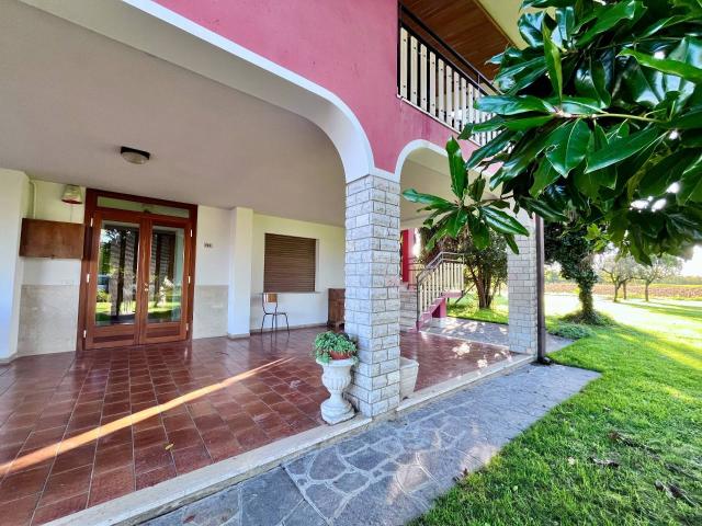 Villa Indipendente in vendita a Villanova, Pordenone