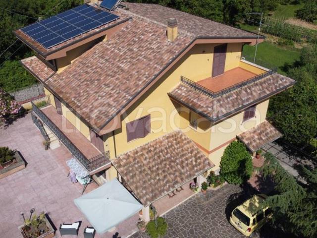 Villa Indipendente in vendita a Alatri, Lazio