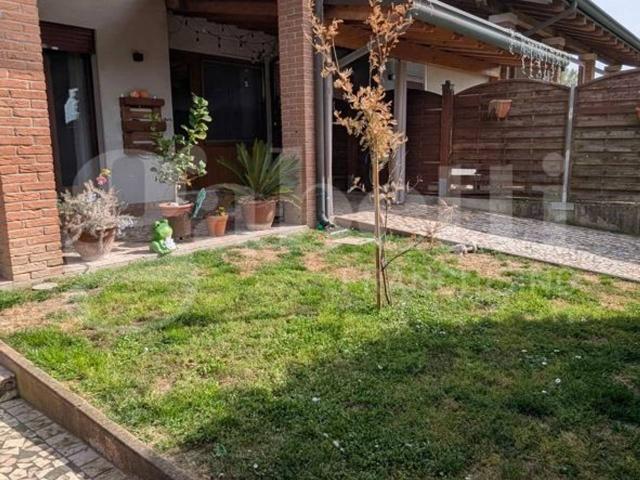 Villa Indipendente in vendita a Porto Viro, Veneto
