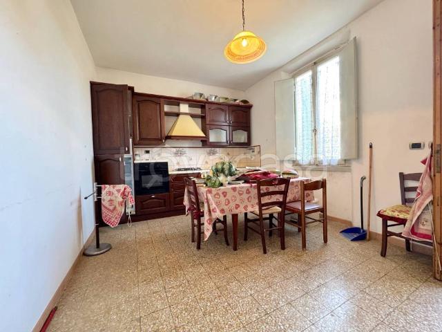 Villa Indipendente in vendita a Galciana, Prato