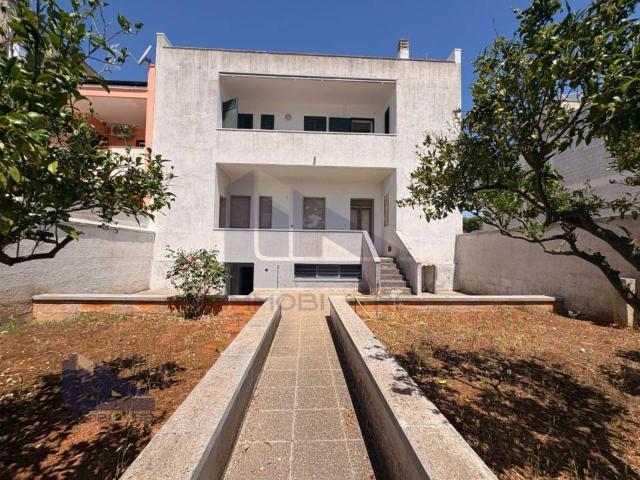Villa Indipendente in vendita a Presicce, Puglia