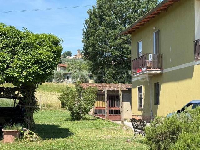Villa Indipendente in vendita a Quarrata, Toscana