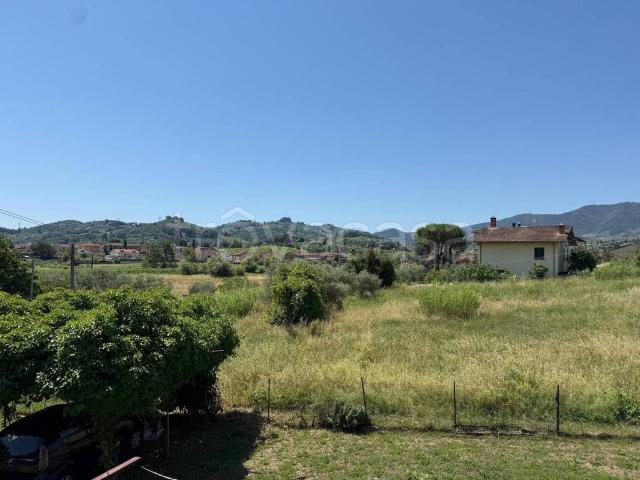 Villa Indipendente in vendita a Quarrata, Toscana