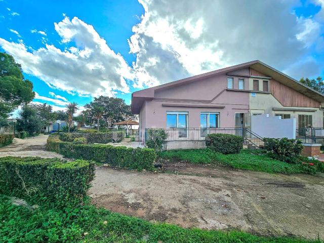 Villa Indipendente in vendita a Ragusa, Sicilia
