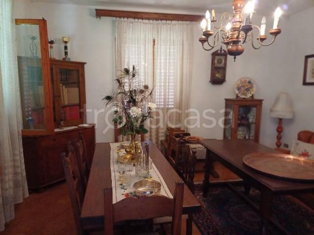 Villa Indipendente in vendita a Unione di Comuni Valdarno e Valdisieve, Reggello