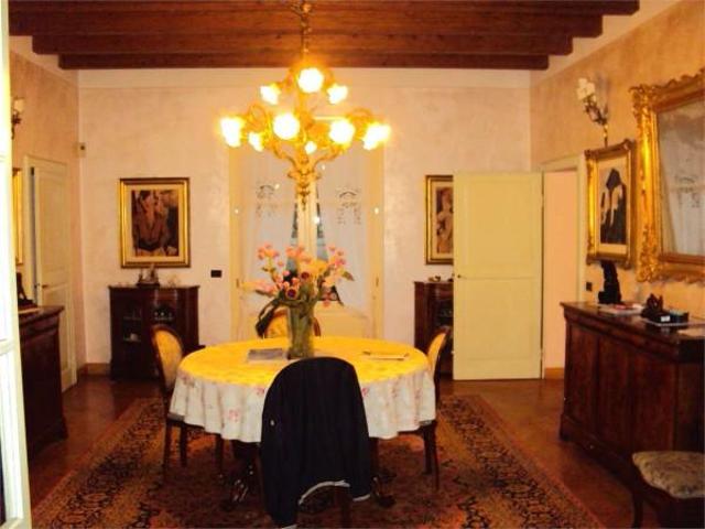 Villa Indipendente in vendita a San Paolo Tribunale, Re