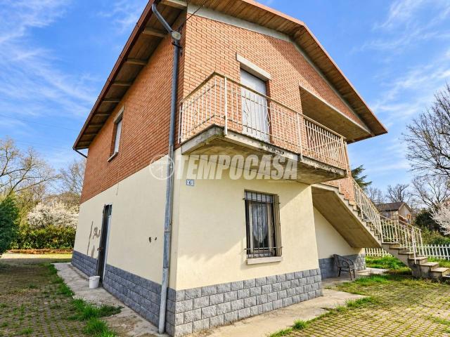 Villa Indipendente in vendita a Canali, Reggio Emilia