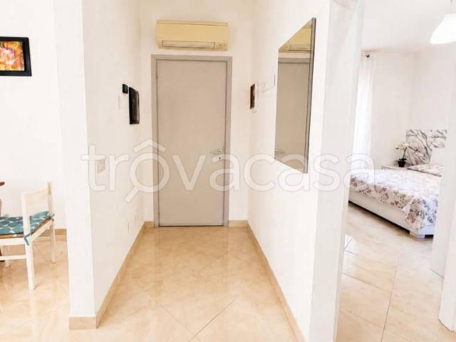 Villa Indipendente in vendita a Carrozzone-Betonica, Re