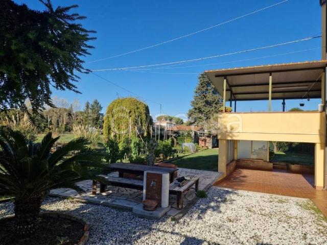 Villa Indipendente in vendita a Canazza, Rescaldina