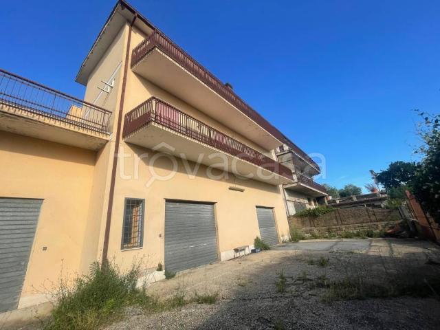 Villa Indipendente in vendita a Roma Capitale, Lazio